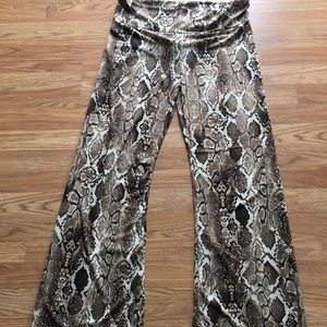 Plus size snake skin pants.